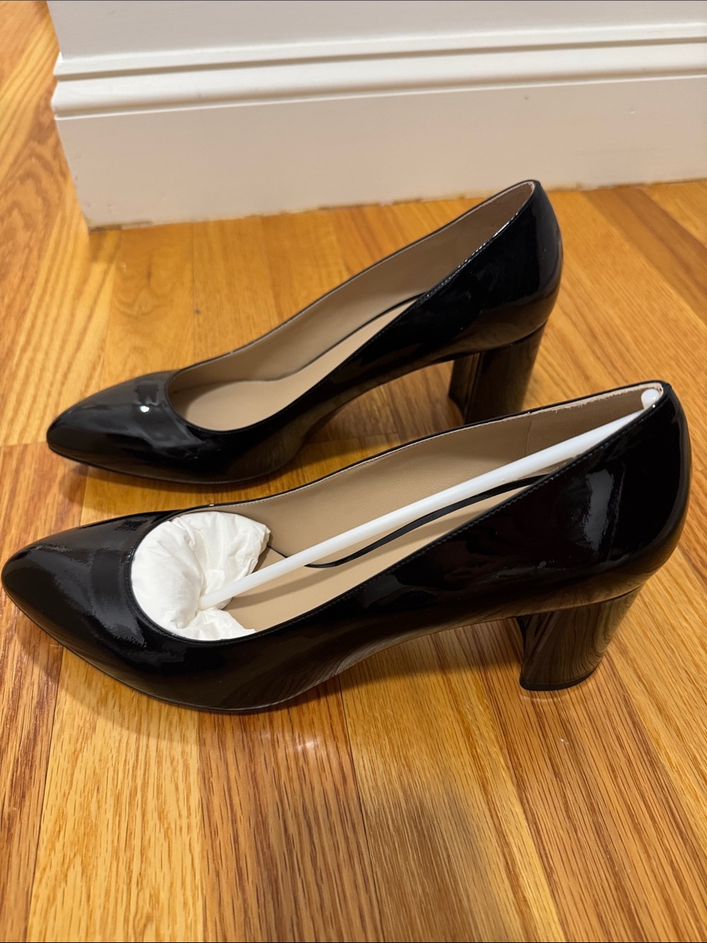 Classic Black Patent Block Heel Pumps for Women - Picture 5 of 5